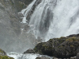 Kjosfossen